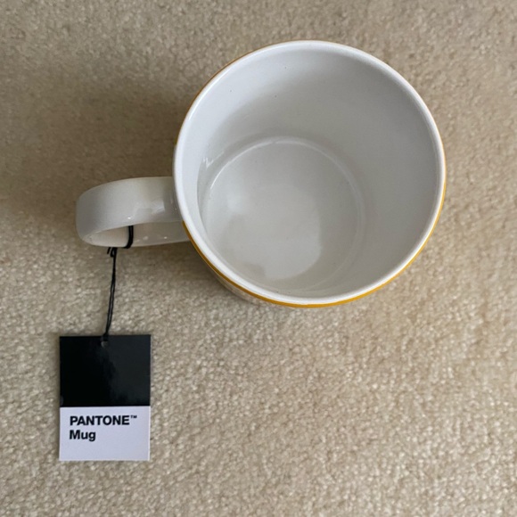 PANTONE x Veuve Clicquot Yellow Mug Limited Edition Ceramic Cup NEW Rare 2022